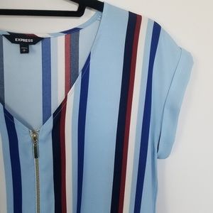 Express silky top gramercy tee in multi color work